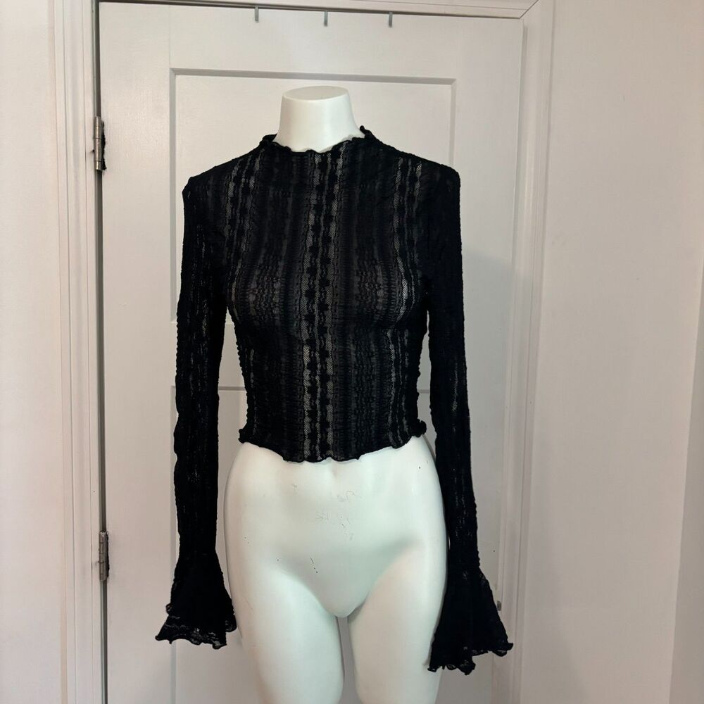 Shein size Small Lace Mock Neck Bell Sleeve Witchy Halloween Crop Going Out top